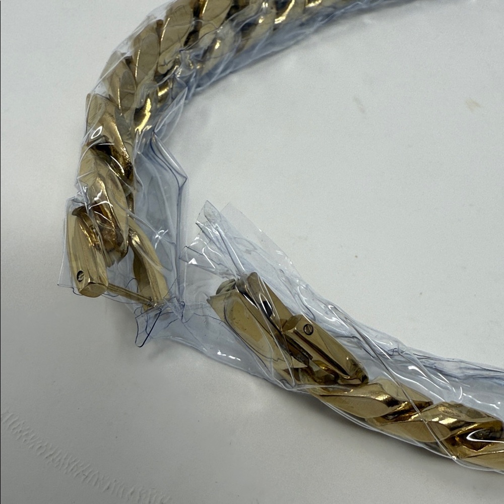 Cuban Chain Gold and Chain Necklace 8mm 24 inch New in plastic Jewelry - Picture 3 of 5